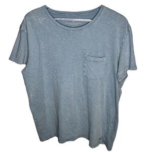 American Eagle light blue short sleeve shirt